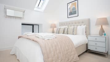 2 bedrooms, iron/ironing board, free WiFi