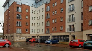 Unclassified image, 5 of 13, button - Bright & Modern 2-bedroom Flat - Sleeps 4 (Manchester)