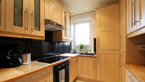Unclassified image, 4 of 10, button - Charming, Spacious 1BR Flat for 4 in Edinburgh (Edinburgh)