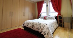 Unclassified image, 2 of 10, button - Charming, Spacious 1BR Flat for 4 in Edinburgh (Edinburgh)