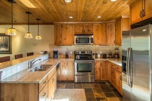 Private kitchen - Big Sky - Hidden Village 59 (Big Sky)