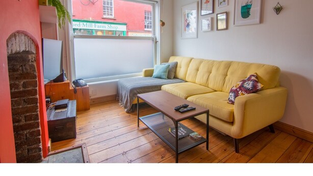 Living area - Charming Home in Bristol's Creative Area (Bristol)