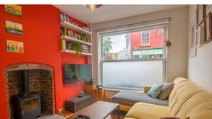 Living area - Charming Home in Bristol's Creative Area (Bristol)