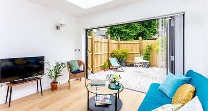 Charming Brand new House in Cambridge - Sleeps 6