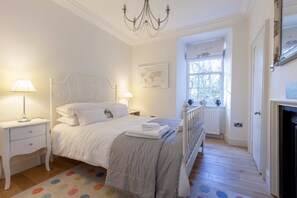 Room - Central Cosy Home for 6 in Edinburgh (Edinburgh)