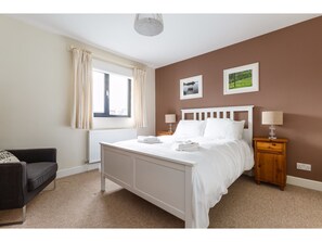 Appartement (2 Bedrooms) | 2 chambres, fer et planche Ă repasser, Wi-Fi gratuit, draps fournis