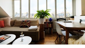 1 bedroom, WiFi (free) - Cozy & Homey Flat for 4 in Trendy Stoke Newington (London)