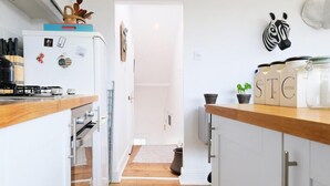 Private kitchen - Cozy & Homey Flat for 4 in Trendy Stoke Newington (London)