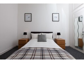 1 室のベッドルーム、WiFi (無料)