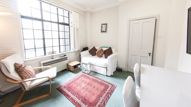 TV - Cozy, Clean 1BR Marylebone Flat for 4 (London)