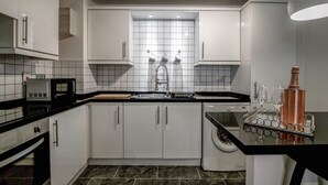 Unclassified image, 5 of 17, button - Gorgeous and Modern, Central Manchester apt for 6 (Manchester)