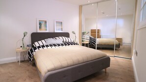 Room - Cosy and Quiet 1BR Flat in Trendy East London (London)