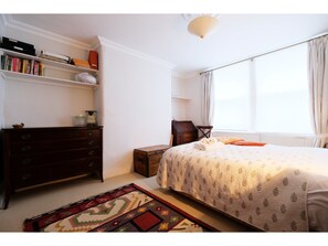 2 bedrooms, free WiFi - Lovely & Central Garden Flat in Victoria (London)
