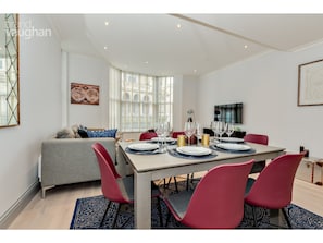 アパートメント (2 Bedrooms) | 客室内のダイニングエリア