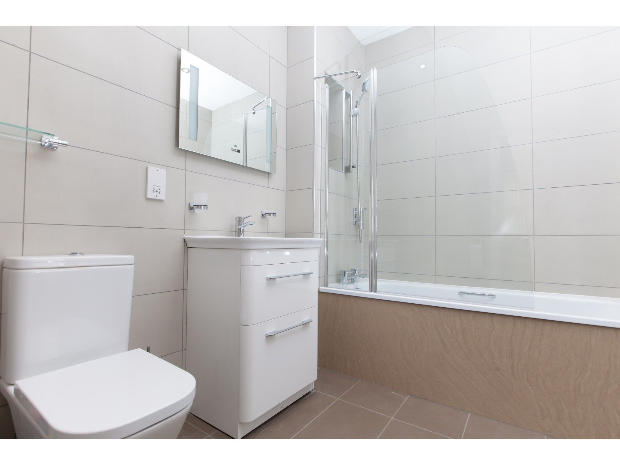 House, 4 Bedrooms | Bathroom | Free toiletries, hair dryer, towels