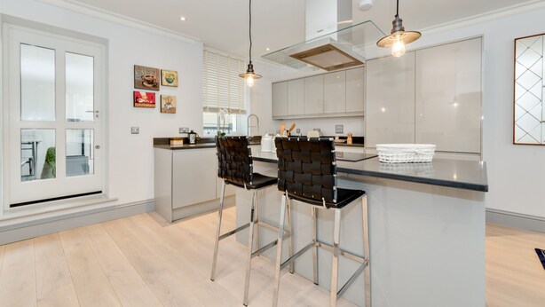 Unclassified image, 1 of 16, button - Fabulous Flat in the Heart of Brighton's Lanes (Brighton)