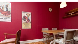 Unclassified image, 3 of 24, button - Character Apartment in the Heart of Morningside (Edinburgh)
