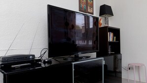 TV