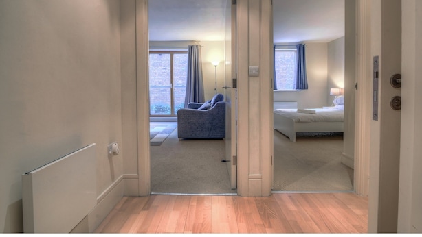 Hallway - Modern, Spacious 1BR Central Manchester Flat for 4 (Manchester)