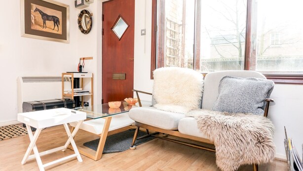 House (1 Bedroom) | Living area - Modern House for 2 in Cambridge (Cambridge)