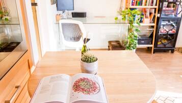 House (1 Bedroom) | 1 bedroom, desk, iron/ironing board, free WiFi