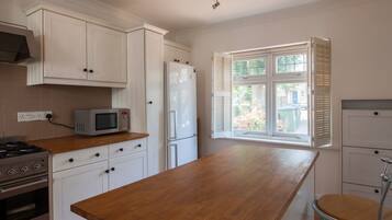 3 bedrooms, free WiFi