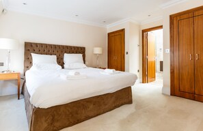 4 sovrum, strykjärn/strykbräda och gratis wi-fi