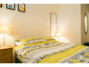 1 bedroom, iron/ironing board - Perfect Brighton 2 Bed With Sea View! (Brighton)