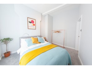 1 slaapkamer, een strijkplank/strijkijzer, gratis wifi