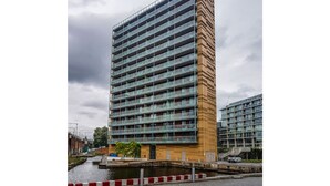 Unclassified image, 5 of 21, button - Spacious & Modern, 2BR in Manchester City Centre (Manchester)