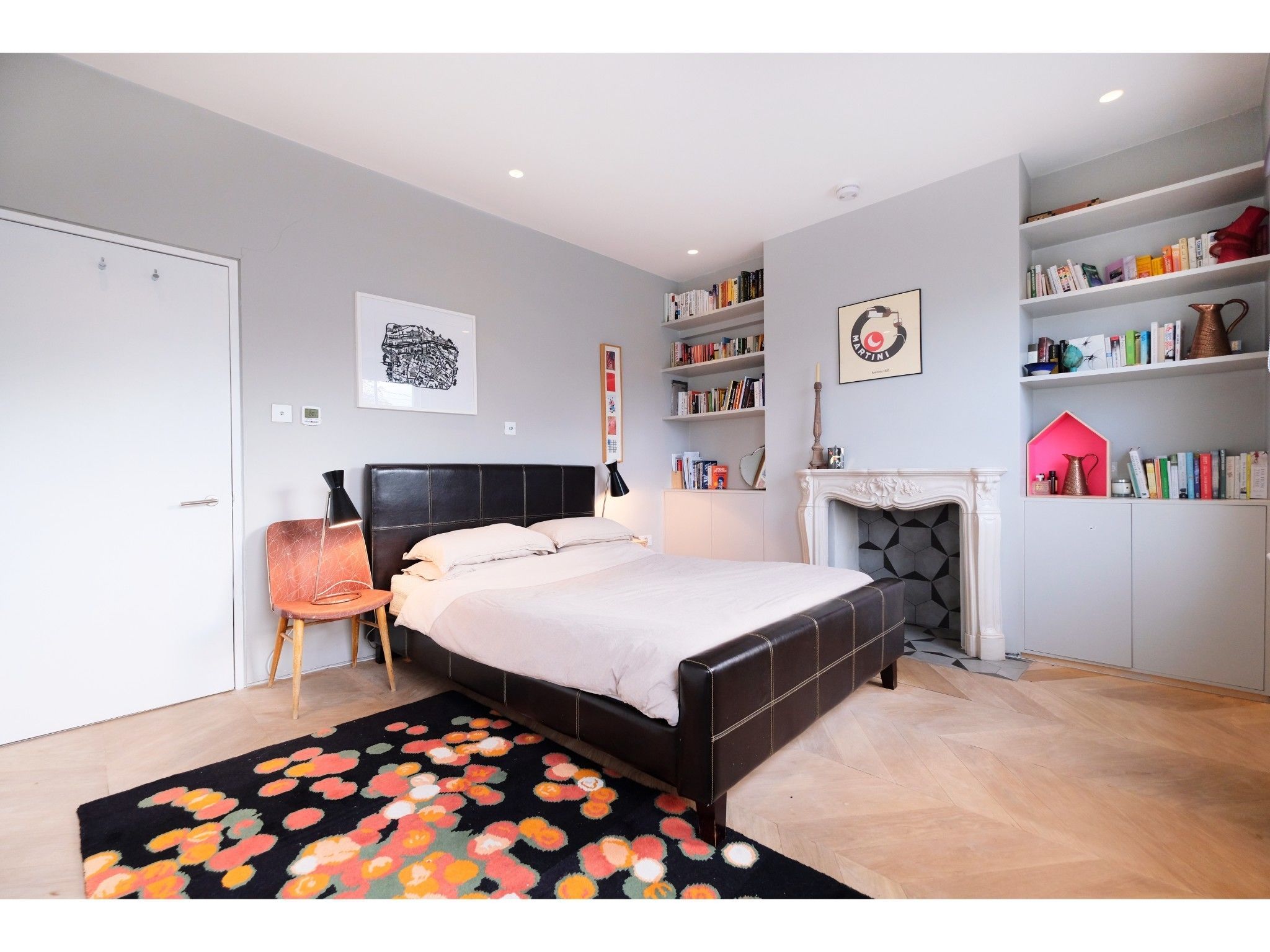 2 bedrooms, iron/ironing board, cots/infant beds, free WiFi