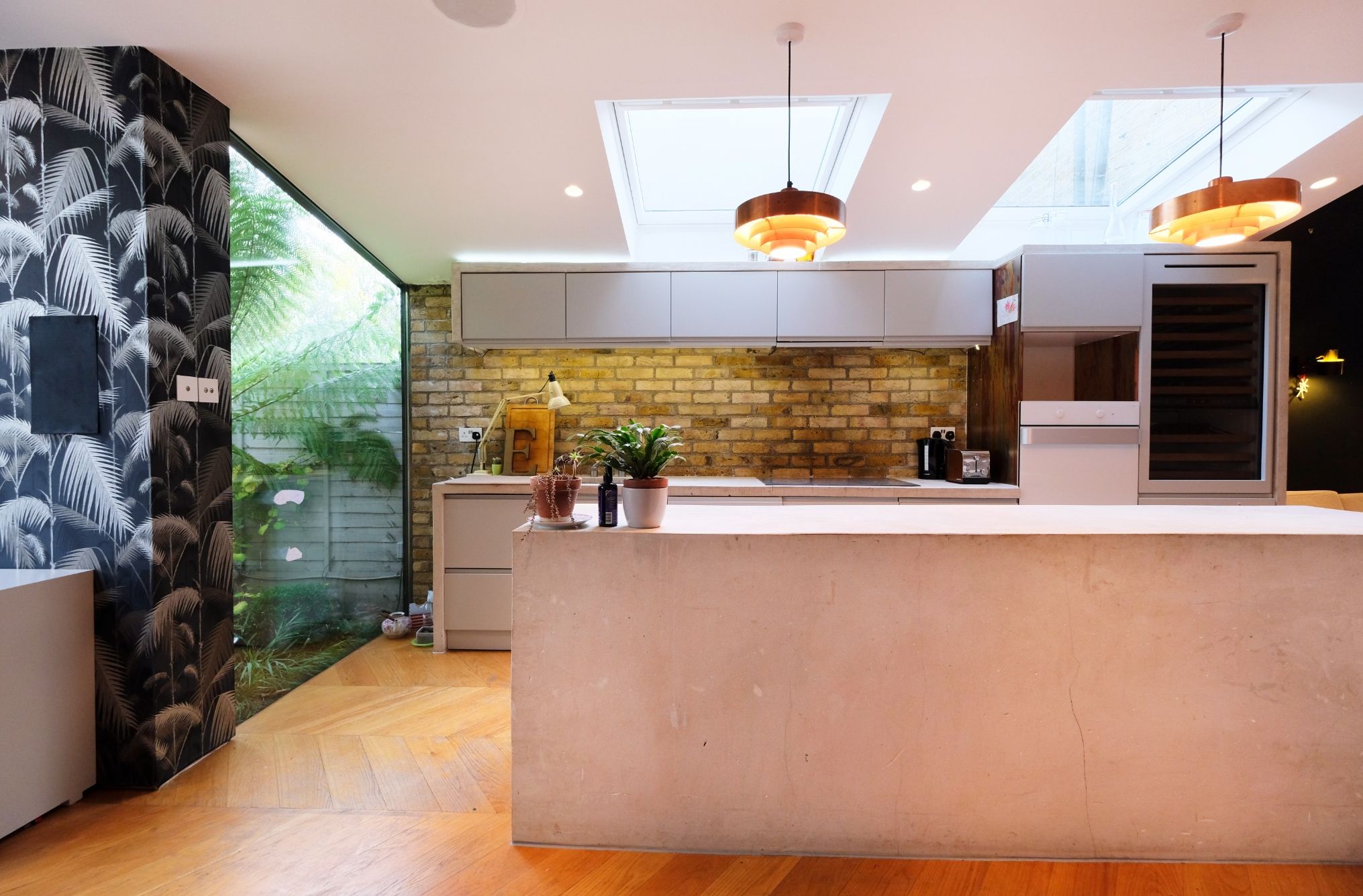 Full-size fridge, microwave, stovetop, coffee/tea maker