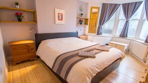 Room - Spacious 2BR Garden Flat for 6 in Bristol (Bristol)