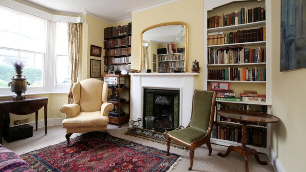 House (4 Bedrooms) | Living area | TV, fireplace, DVD player, books - Oxford Professor's Edwardian Home (Oxford)