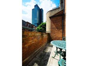 Property grounds - Spacious & Chic Central London Flat for 4 (London)