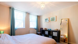 Room - Spacious & Chic Central London Flat for 4 (London)