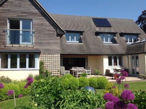 Stunning 5 Bed Garden Home - Oxford