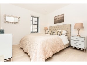 2 Schlafzimmer, Bügeleisen/Bügelbrett, kostenloses WLAN
