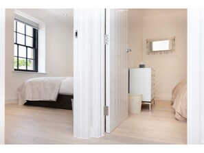 2 Schlafzimmer, Bügeleisen/Bügelbrett, kostenloses WLAN