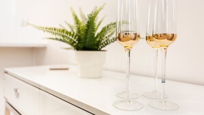 2 chambres, fer et planche à repasser, Wi-Fi gratuit