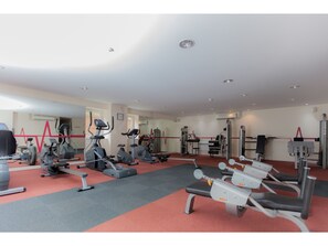 Gym - Homely, Hi-tech Modern Flat With Parking and gym (Edinburgh)