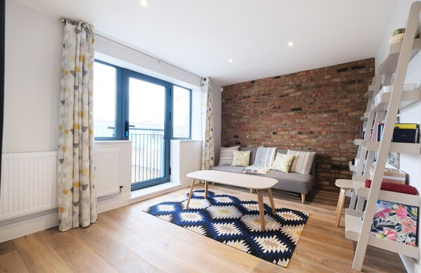 Living area - Quiet, Convenient 1BR Flat for 4 in Greenwich (London)