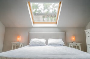 Apartment (3 Bedrooms) | 3 bedrooms, iron/ironing board, cribs/infant beds, free WiFi - Stunning, Georgian, Grade A Listed Building for 6 (Edinburgh)