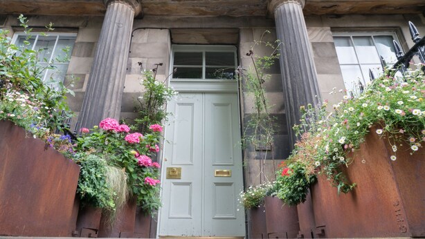 Property entrance - Stunning, Georgian, Grade A Listed Building for 6 (Edinburgh)