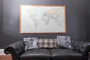 Apartment (2 Bedrooms) | Living room | LCD TV - Stylish Victorian City Centretenemant for 4 (Edinburgh)