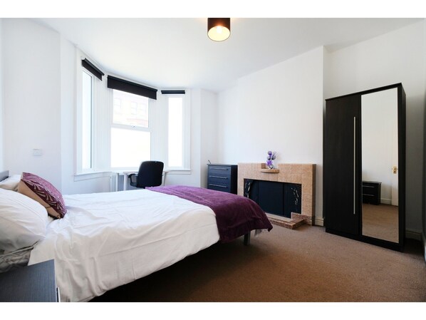 2 多间卧室、免费 WiFi