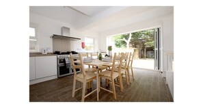 Ferienhaus (Multiple Bedrooms) | Eigene Küche