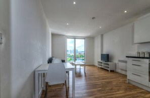 Apartment (2 Bedrooms) | Living area