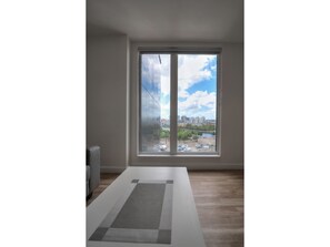 Apartment (2 Bedrooms) | 2 bilik tidur, seterika/papan seterika, Wi-fi percuma, cadar katil 