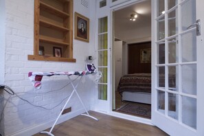 Maison (5 Bedrooms) | Buanderie
